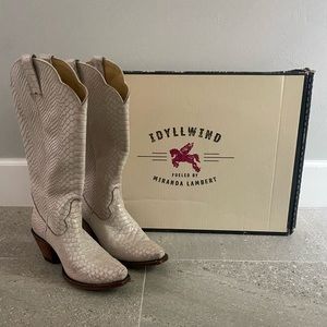 Miranda Lambert Idyllwind Strut Snip Toe Western Cowgirl Boot